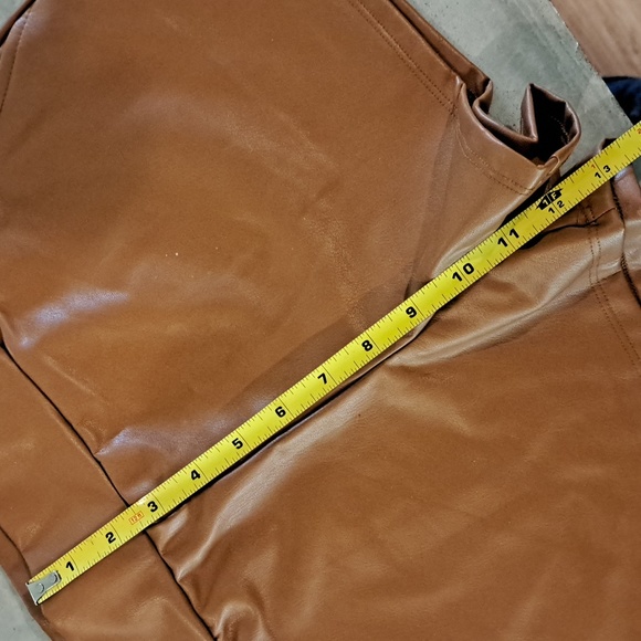 Nwot REWASH vegan leather shorts. Stretch waistband. Cognac color. Sz m. - Picture 7 of 7